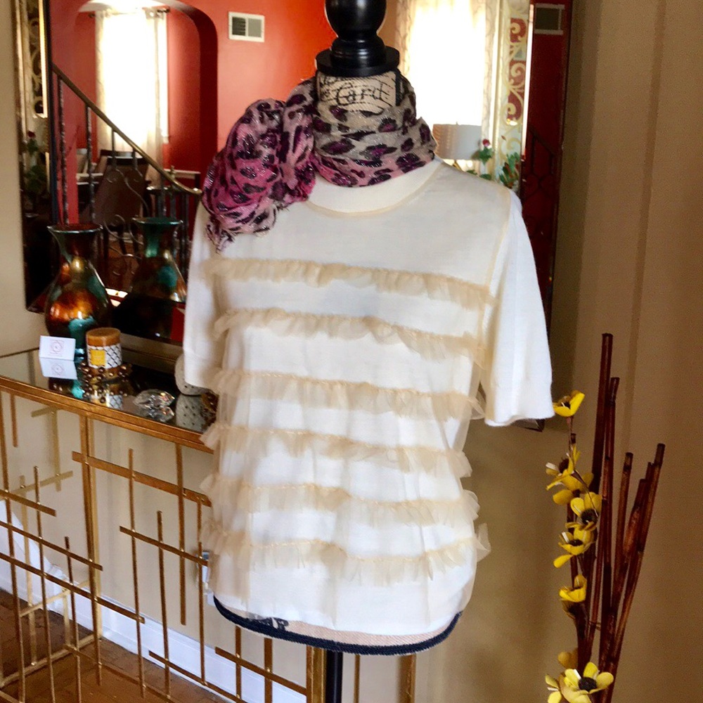 J CREW BEIGE BLOUSE “M”🔥 👚😍🌺